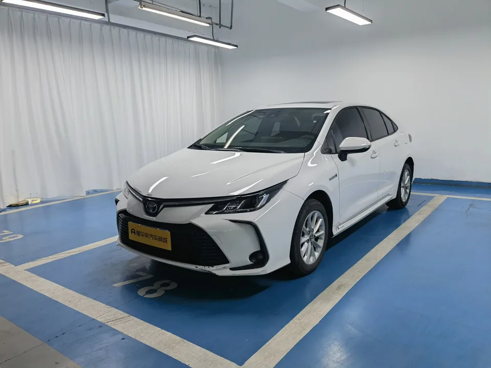 Toyota Corolla Corolla 2021 Dual Engine 1.8L E-CVT Elite Edition 2023 — photo 1, buy with delivery to Moscow