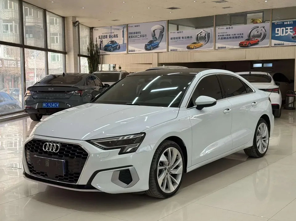 Audi A3 Audi A3 2022 A3L Limousine 35 TFSI Luxury Elegance 2022 — photo 1, buy with delivery to Moscow