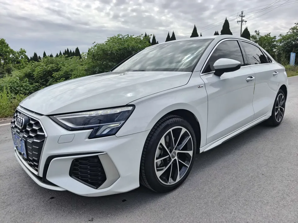 Audi A3 Audi A3 2022 A3L Limousine 35 TFSI Progressive Elegance 2022 — photo 1, buy with delivery to Moscow