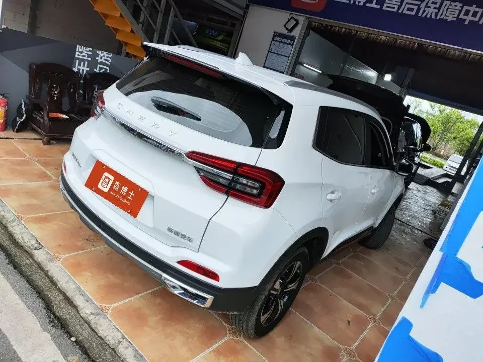 Chery Tiggo 5x Tiggo 5x 2022 Super Hero Edition 1.5L CVT Fashion Model 2022 — thumbnail 4