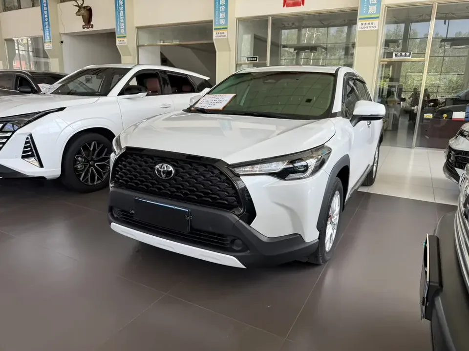 Toyota CorollaCross Corolla Sharp 2023 2.0L CVT Elite Edition 2024 — photo 1, buy with delivery to Moscow