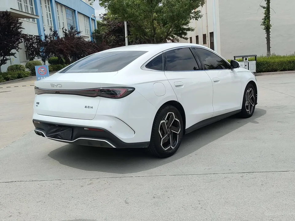 BYD Seal 06DM Seal 06DM 2024 DM-i 120KM Flagship 2024 — thumbnail 2