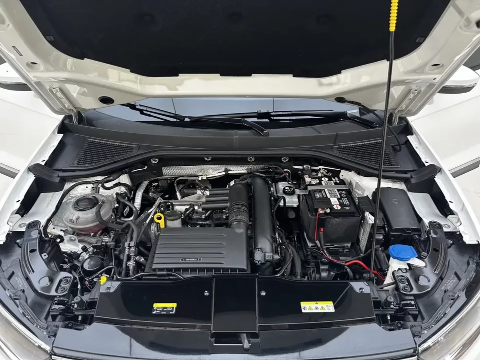 Volkswagen T-Roc TANG 2022 280TSI DSG 2WD Comfort PLUS 2023 — thumbnail 3