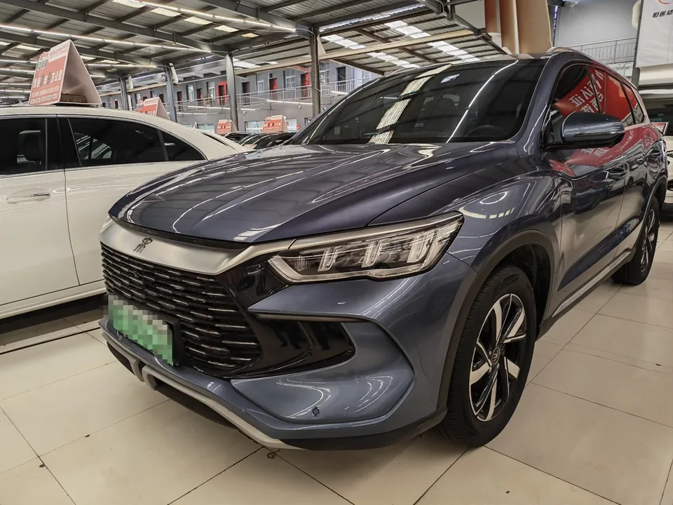 BYD Song Pro DM Song Pro DM 2023 DM-i Champion Edition 71km Pilot Edition 2023 — photo 1, buy with delivery to Moscow