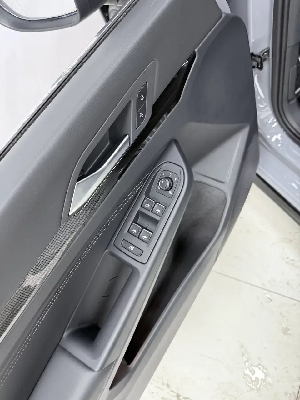 Volkswagen Golf golf 2021 280TSI DSG R-Line 2022 — thumbnail 4