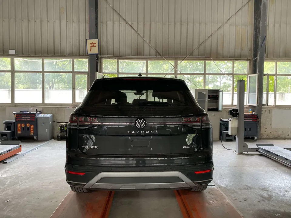 Volkswagen Tayron Tanyue 2023 280TSI 2WD Luxury Plus Advanced Edition 2022 — thumbnail 2