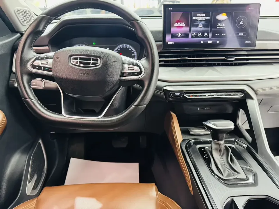 Geely Vision X6 Vision X6 2021 PRO 1.4T Automatic Premium 2022 — thumbnail 3