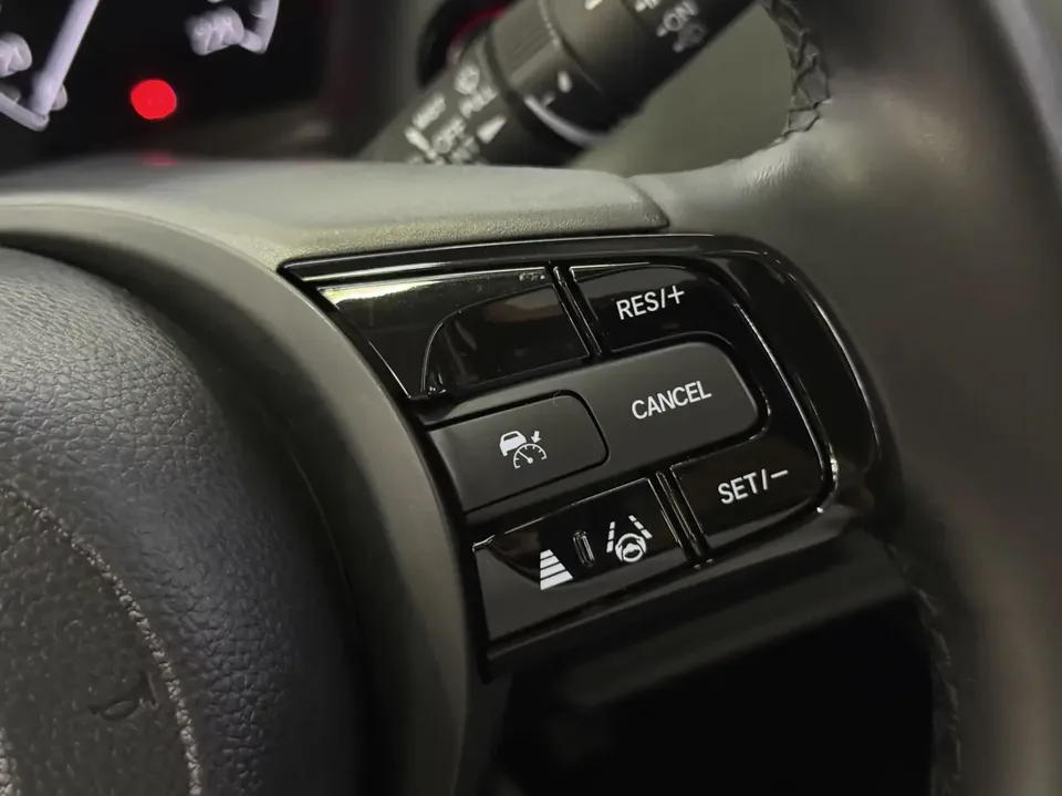 Honda WR-V HondaXR-V 2024 1.5L CVT Hot Edition 2025 — миниатюра 3