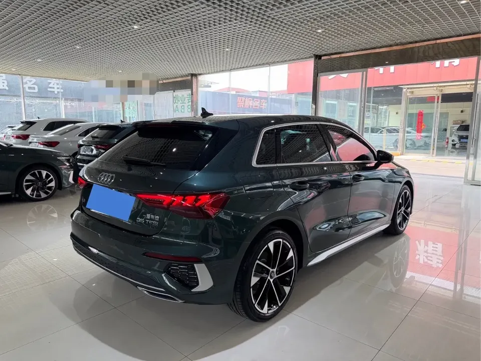 Audi A3 Audi A3 2023 Sportback 35 TFSI Stylish and sporty 2022 — thumbnail 2