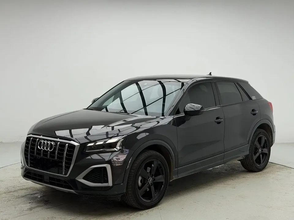 Audi Q2L Audi Q2L 2022 35 TFSI Progressive Elegance 2022 — photo 1, buy with delivery to Moscow