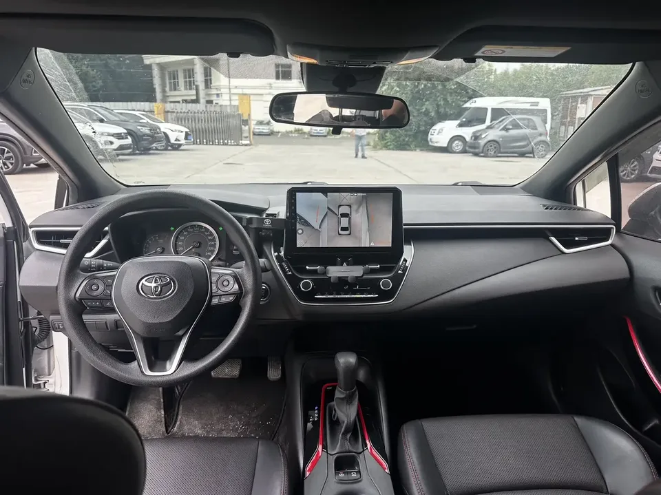 Toyota Levin Lei Ling 2021 185T CVT Sports Edition 2022 — thumbnail 3