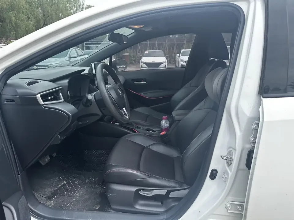 Toyota Levin Lei Ling 2021 185T CVT Sports Edition 2022 — thumbnail 4