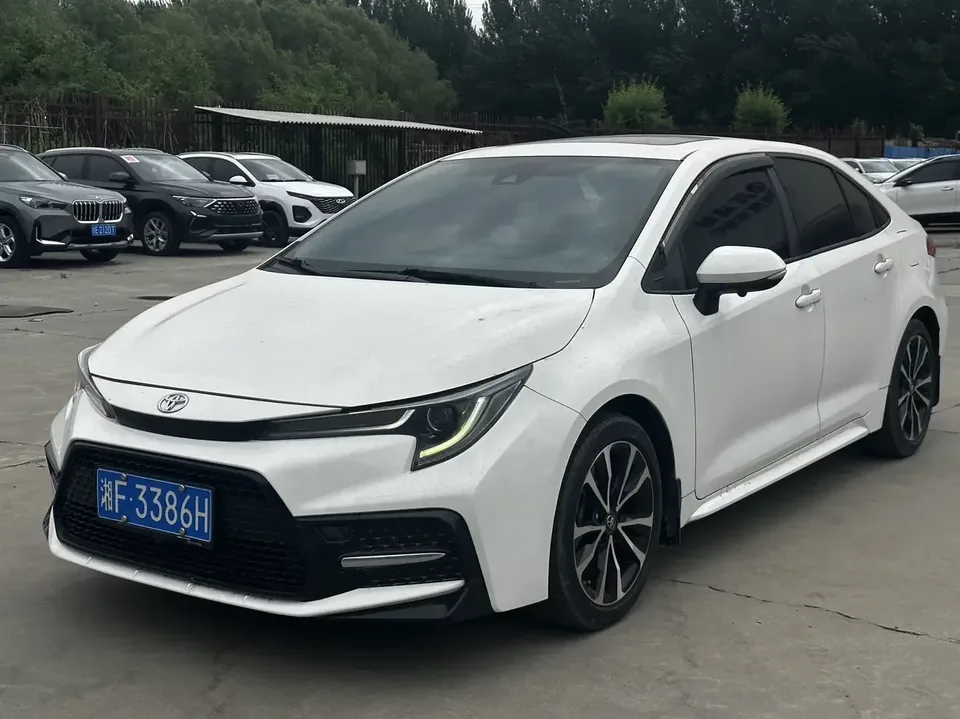 Toyota Levin Lei Ling 2021 185T CVT Sports Edition 2022 — photo 1, buy with delivery to Moscow