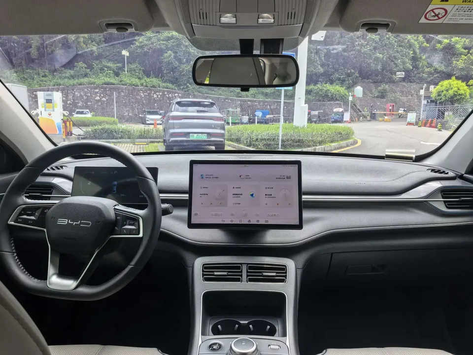 BYD Destroyer 05 Destroyer 05 2023 DM-i Champion Edition 120KM Premium 2024 — thumbnail 3