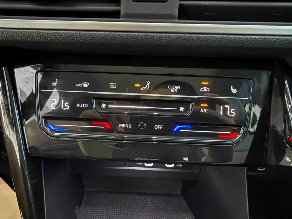 Volkswagen Tayron Tanyue 2023 280TSI 2WD Luxury Plus Advanced Edition 2022 — thumbnail 4