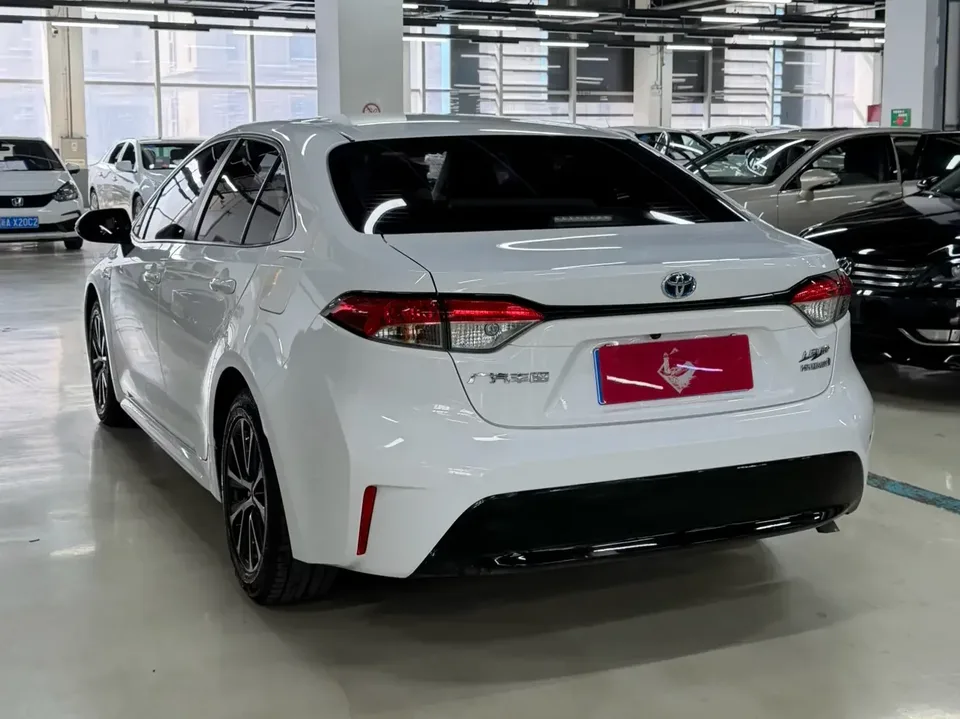 Toyota Levin Lei Ling 2023 Hybrid 1.8L Leading Edition 2024 — thumbnail 4