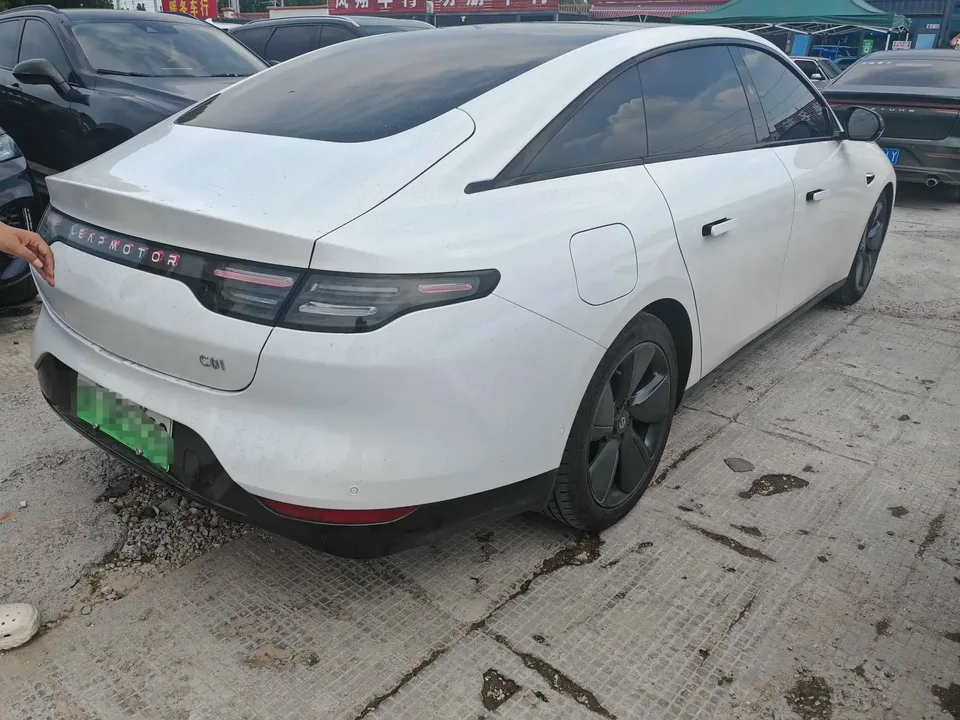 Leapmotor Zero running C01 Zero running C01 2022 Rear-wheel drive long-range version 2023 — thumbnail 2