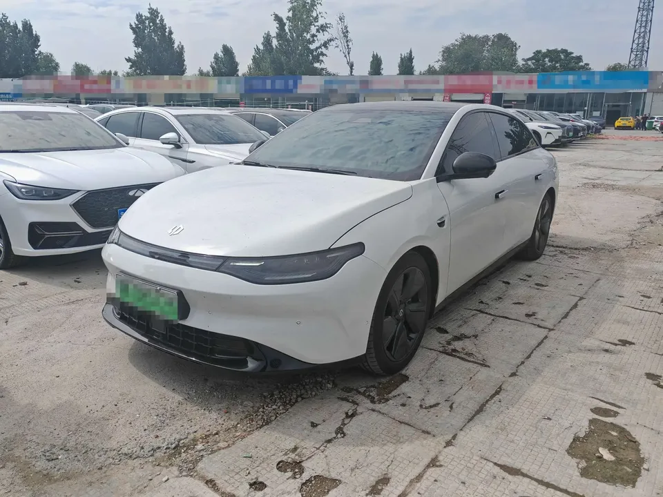 Leapmotor Zero running C01 Zero running C01 2022 Rear-wheel drive long-range version 2023 — photo 1, buy with delivery to Moscow