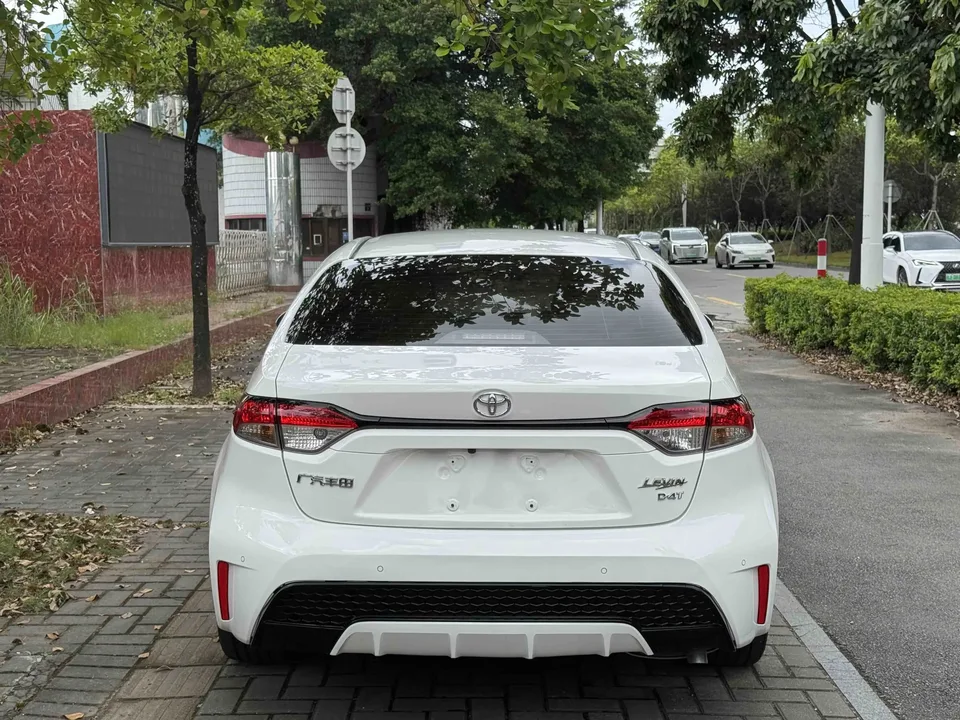 Toyota Levin Lei Ling 2022 185T CVT Sports Edition 2022 — thumbnail 5