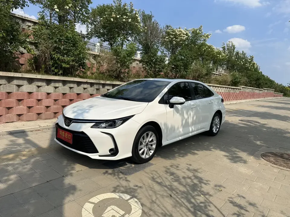 Toyota Corolla Corolla 2021 1.2T S-CVT Elite PLUS Edition 2023 — photo 1, buy with delivery to Moscow