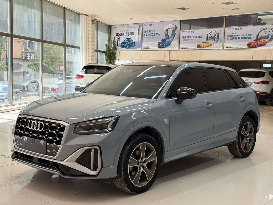 Audi Q2L Audi Q2L 2022 35 TFSI Stylish Dynamic 2022 — photo 1, buy with delivery to Moscow