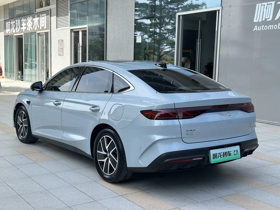 BYD Qin L DM Qin L DM 2025 DM-i 80KM Intelligent Driving Edition 2025 — thumbnail 2