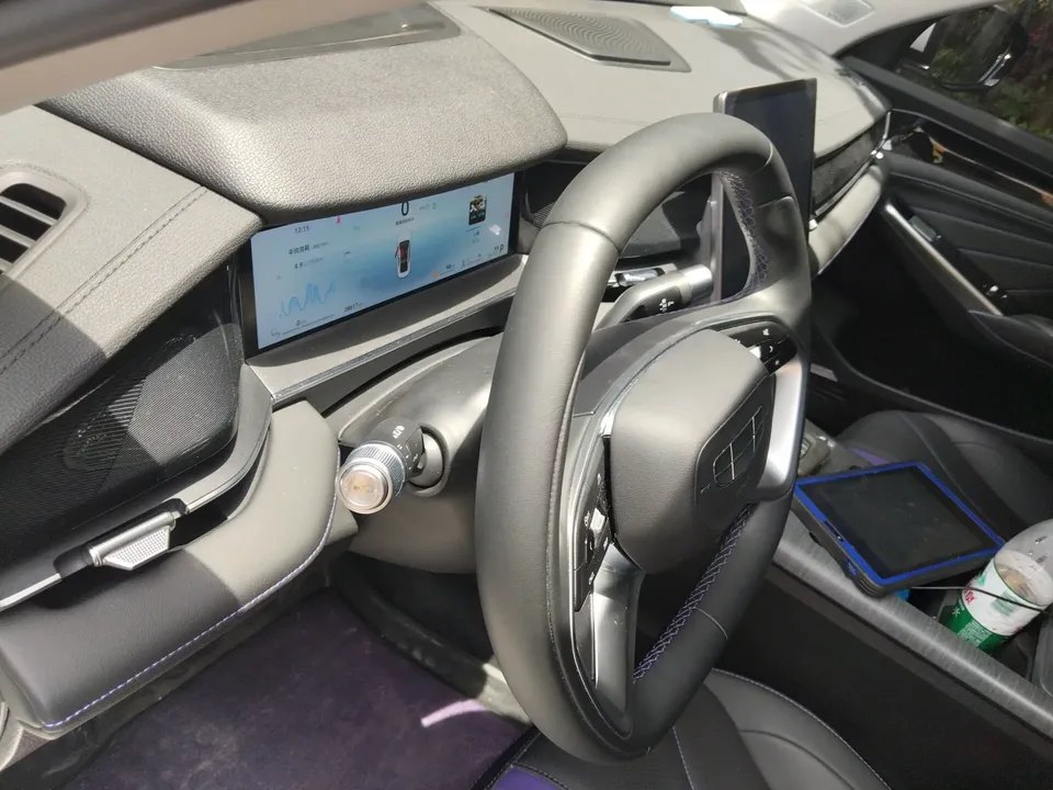 Geely Preface Xing Rui 2024 Hybrid 1.5TD Galaxy Edition 2024 — thumbnail 4