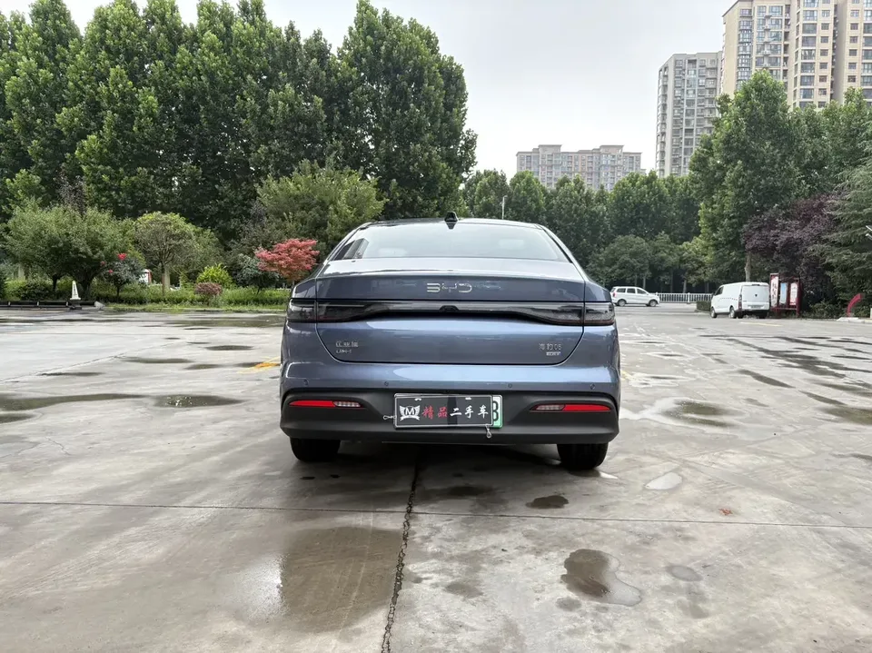 BYD Seal 05DM Seal 05DM 2025 DM-i 120KM flagship version 2025 — миниатюра 2