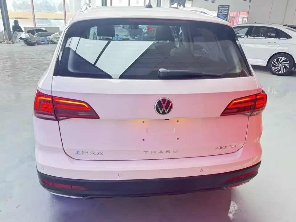 Volkswagen Tharu tuyue 2022 280TSI 2WD Deluxe Edition 2022 — миниатюра 5