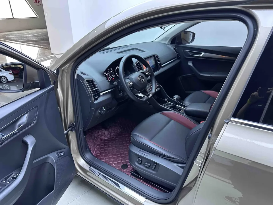 Skoda Karoq Korok 2022 TSI280 Premium Edition 2022 — thumbnail 5