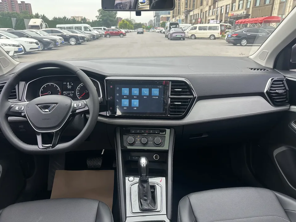 Jetta VS5 Jetta VS5 2022 280TSI Automatic High Gloss Enjoyment Edition 2023 — thumbnail 3