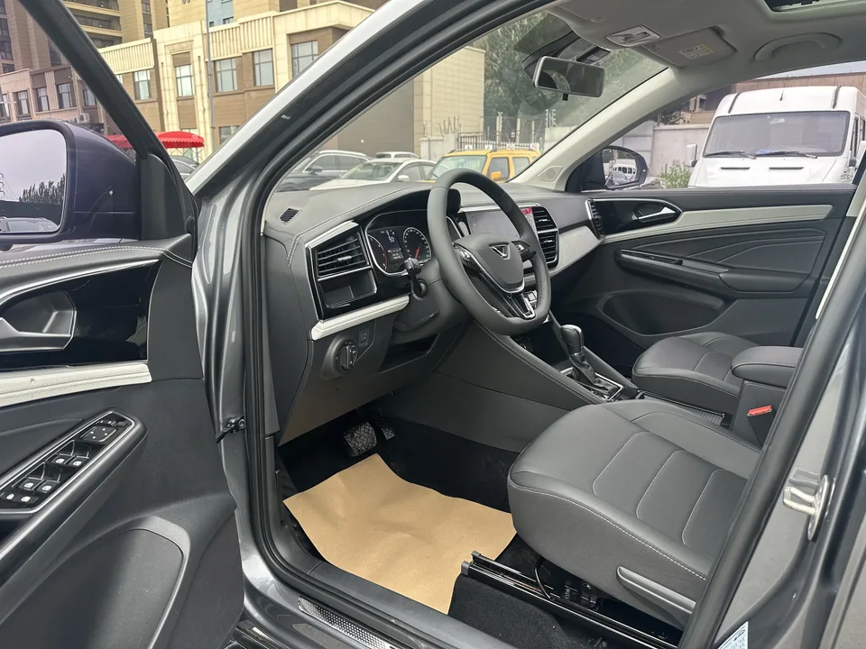 Jetta VS5 Jetta VS5 2022 280TSI Automatic High Gloss Enjoyment Edition 2023 — thumbnail 4