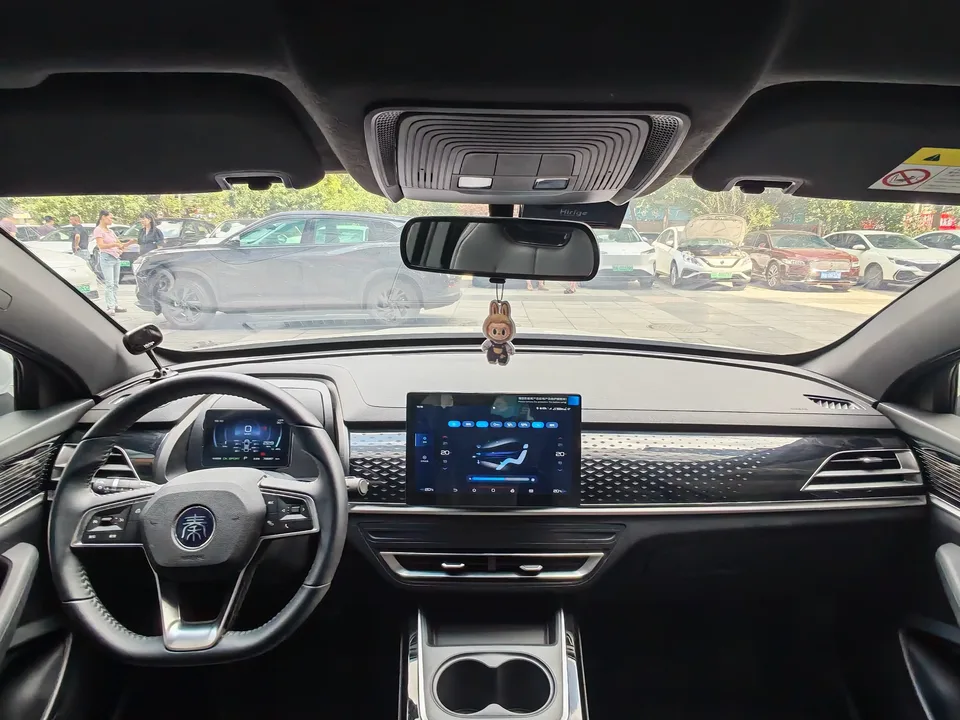 BYD Qin PLUS EV Qin PLUS EV 2025 510KM Standard Edition 2025 — миниатюра 3