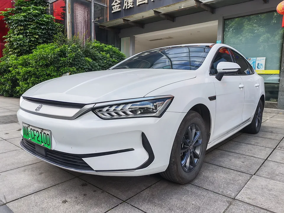 BYD Qin PLUS EV Qin PLUS EV 2025 510KM Standard Edition 2025 — фото 1, купить с доставкой в Москву