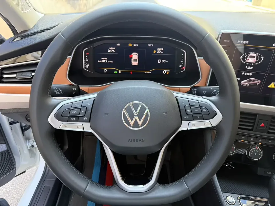 Volkswagen Bora Bora 2023 200TSI DSG Joy Travel PRO Edition 2023 — thumbnail 5