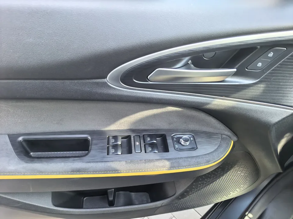 ORA Euler Good Cat GT Euler Good Cat GT 2023 Mulan Edition 401km Premium 2023 — thumbnail 4