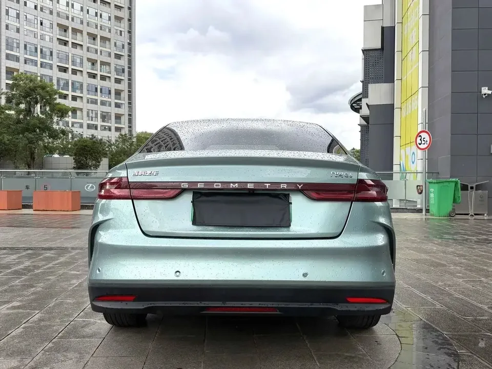 Geely Geometry G6 Geely Geometry G6 2022 620 New Fun Edition 2023 — thumbnail 2