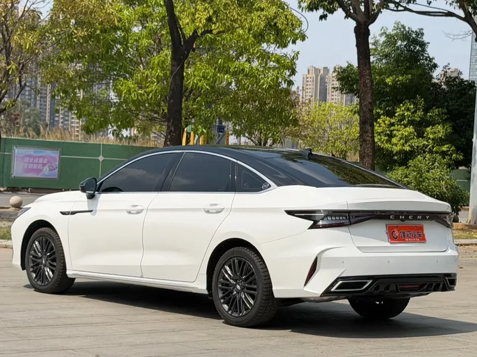 Chery Arrizo 8 Arrizo 8 2024 1.6TGDI DCT Excellence Edition 2024 — thumbnail 2