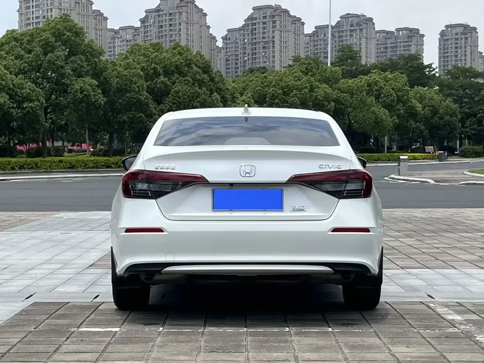 Honda CIVIC Civic 2025 240TURBO CVT Zhiqu Plus 2025 — thumbnail 2