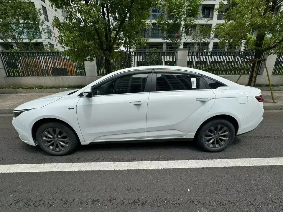 Geely Geometry A Geely Geometry A 2022 Pro A430 Travel Edition 2023 — thumbnail 4