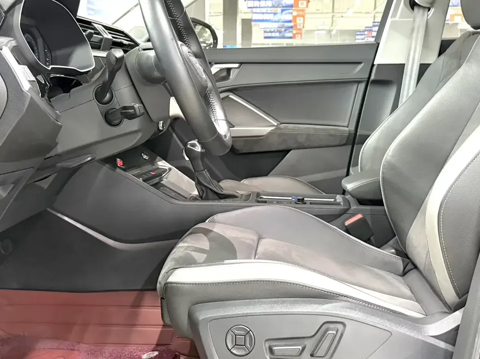 Audi Q3 Audi Q3 2022 35 TFSI Progressive Dynamic 2022 — миниатюра 3