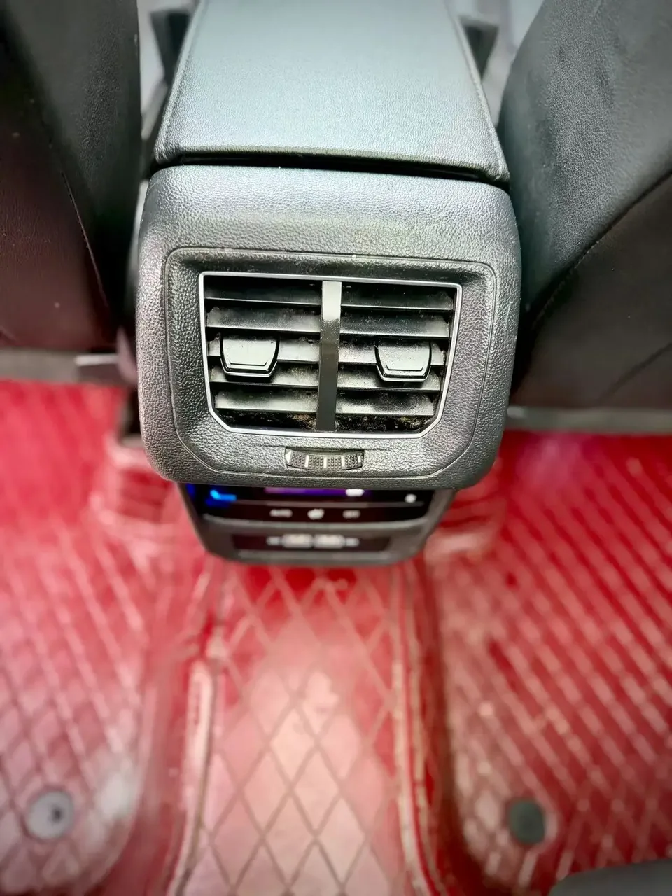 Volkswagen Tayron Tanyue 2021 280TSI 2WD Luxury Smart Edition 2022 — thumbnail 4