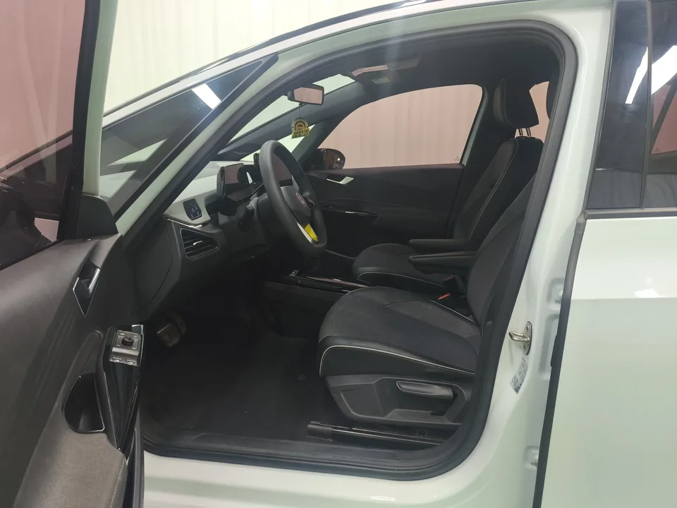 Volkswagen ID.3 Volkswagen ID.3 2023 Upgraded Pure Smart Edition 2023 — thumbnail 5