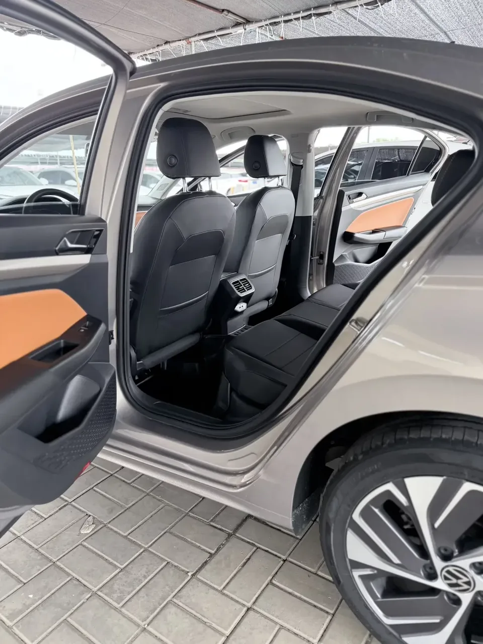 Volkswagen Bora Bora 2023 200TSI DSG Joy Travel PRO Edition 2023 — миниатюра 3