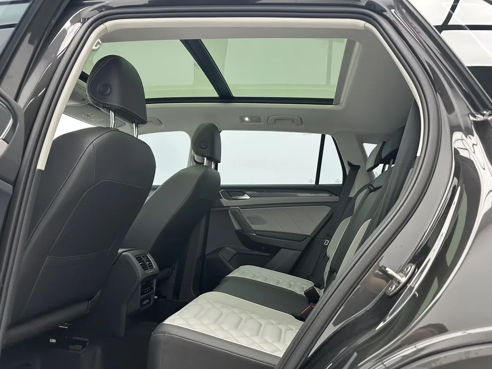 Volkswagen Tayron Tanyue 2023 280TSI 2WD Luxury Plus Advanced Edition 2022 — thumbnail 5