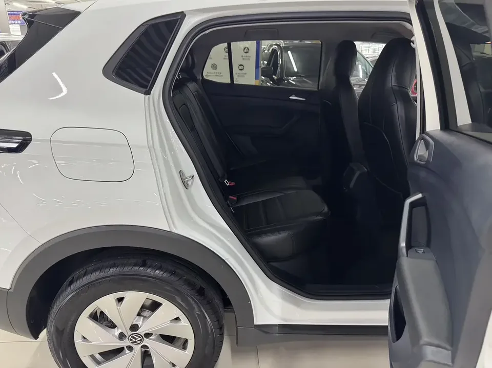 Volkswagen Tharu tuyue 2026 New 1.5L Ruijin Edition 2025 — миниатюра 4