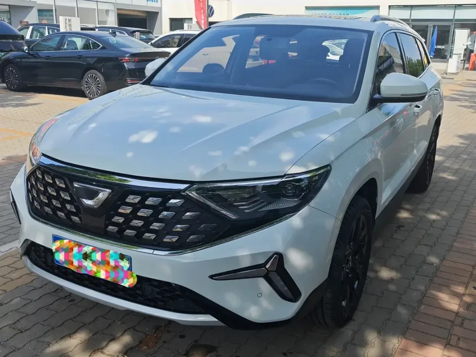 Jetta VS7 Jetta VS7 2023 280TSI Automatic Progressive Edition 2023 — photo 1, buy with delivery to Moscow
