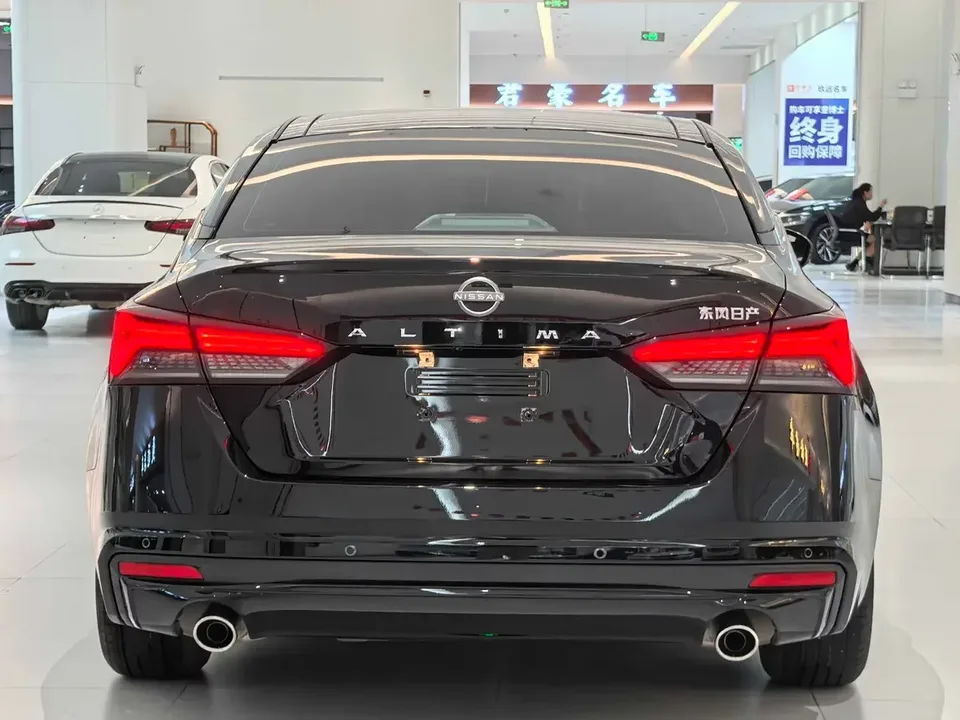 Nissan Altima Sound of nature 2022 2.0L XL-TLS Enjoy Edition 2024 — thumbnail 2