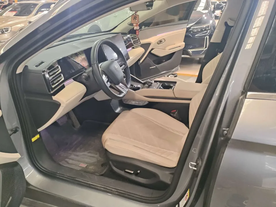 BYD Qin L DM Qin L DM 2024 DM-i 120KM Excellence 2024 — thumbnail 5
