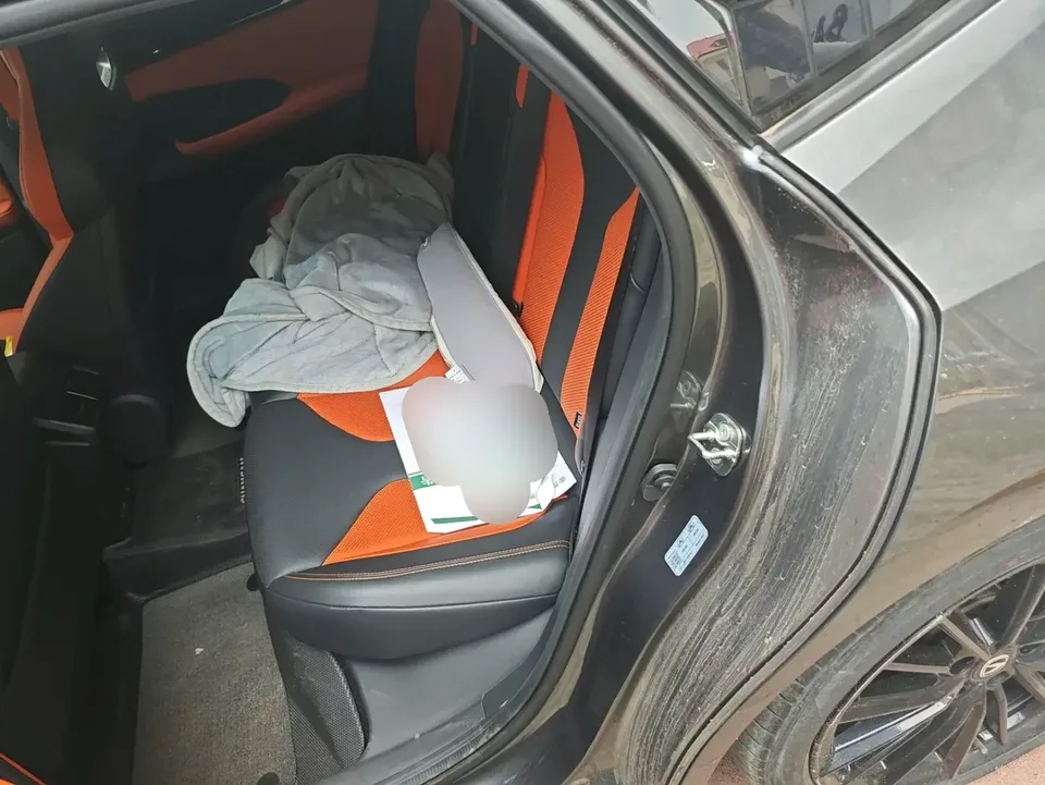 Changan UNI-V Changan UNI-V 2023 1.5T Sports Edition 2024 — thumbnail 3